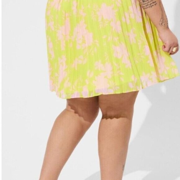 Torrid Skirt Womens US 5X 28 Chiffon Pleated Lined Yellow Pink Floral Flowy Boho - Picture 8 of 13